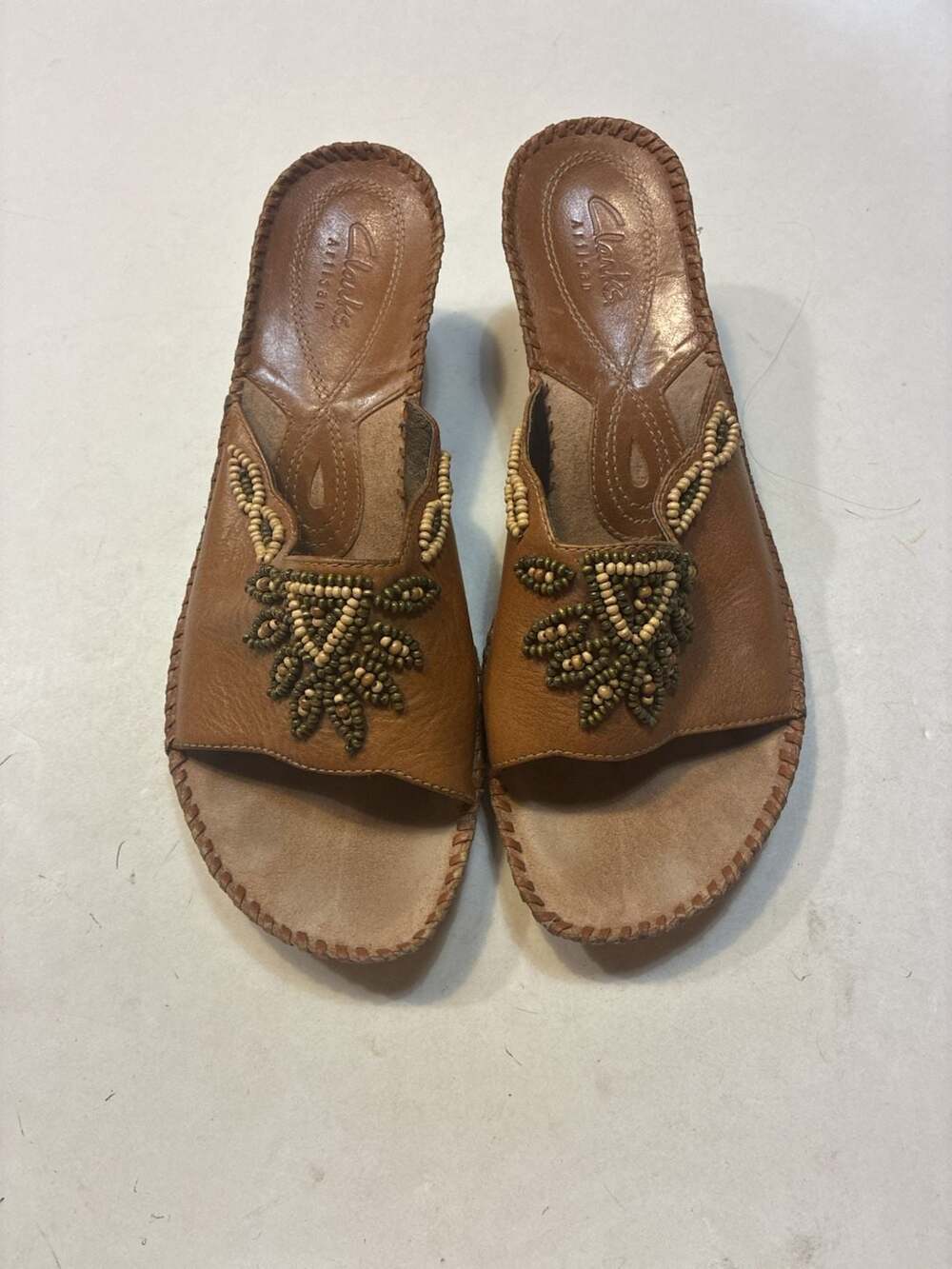 Clarks Artisan Empress Wedge Sandals Size 9M Brown Leather Beaded